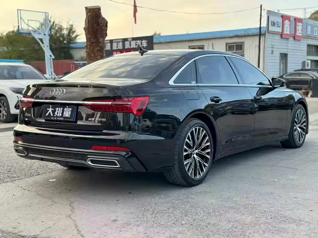 Audi A6L — миниатюра 9