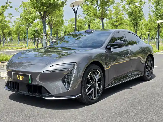 2025 Avatr 06