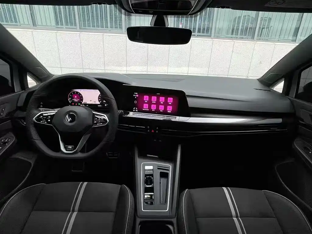 Volkswagen Golf — миниатюра 4