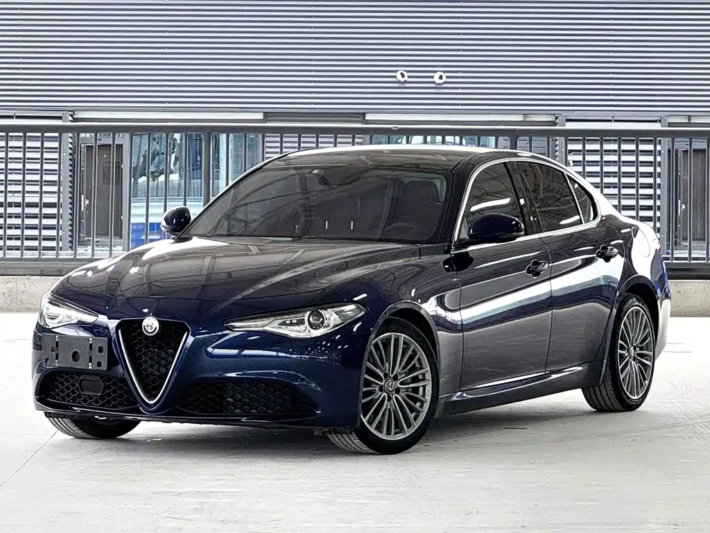 Alfa Romeo Giulia