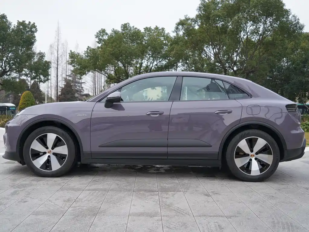 PORSCHE MACAN NEW ENERGY