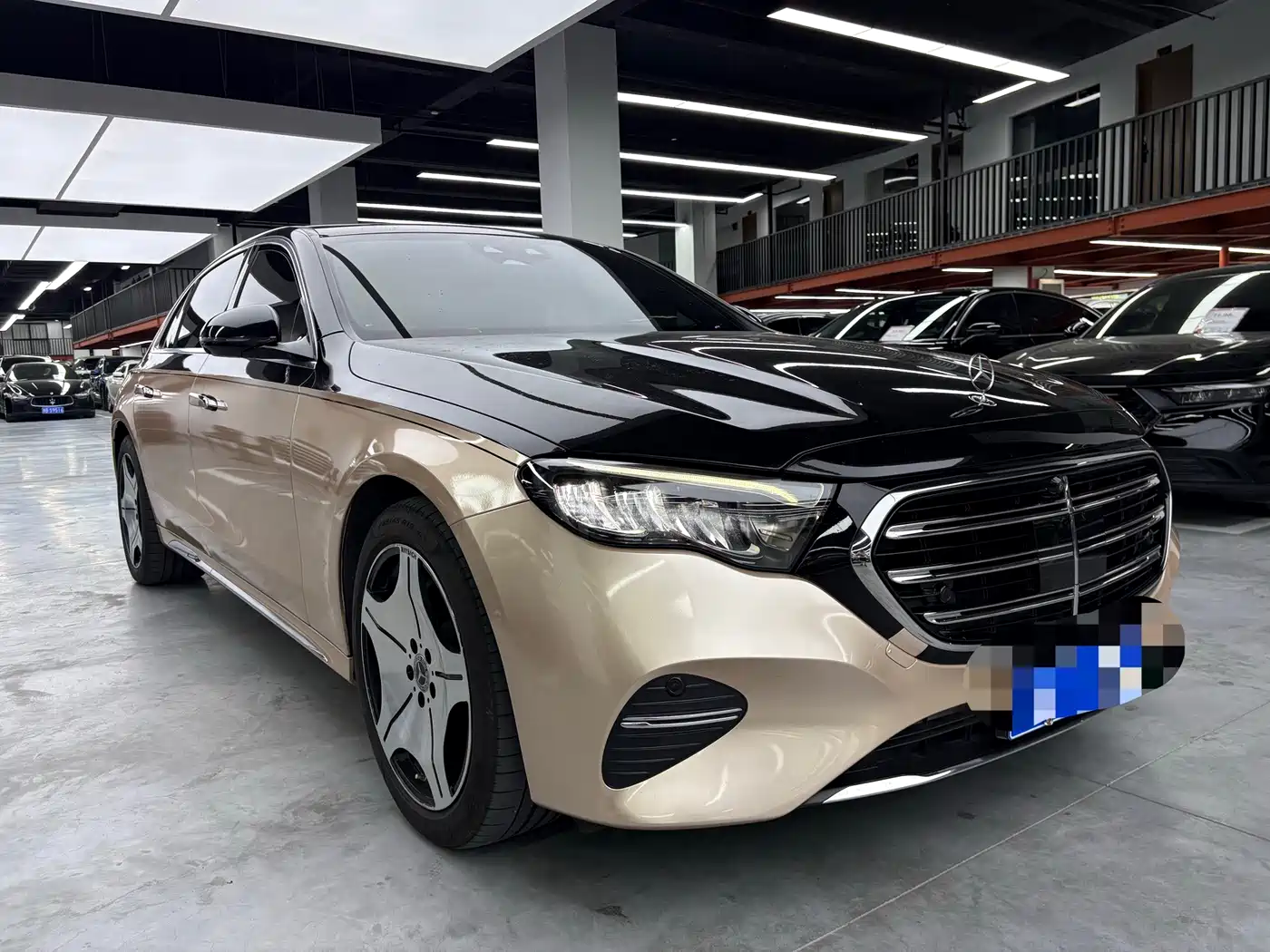 Mercedes-Benz E-Class id 4653803 из Китая 17