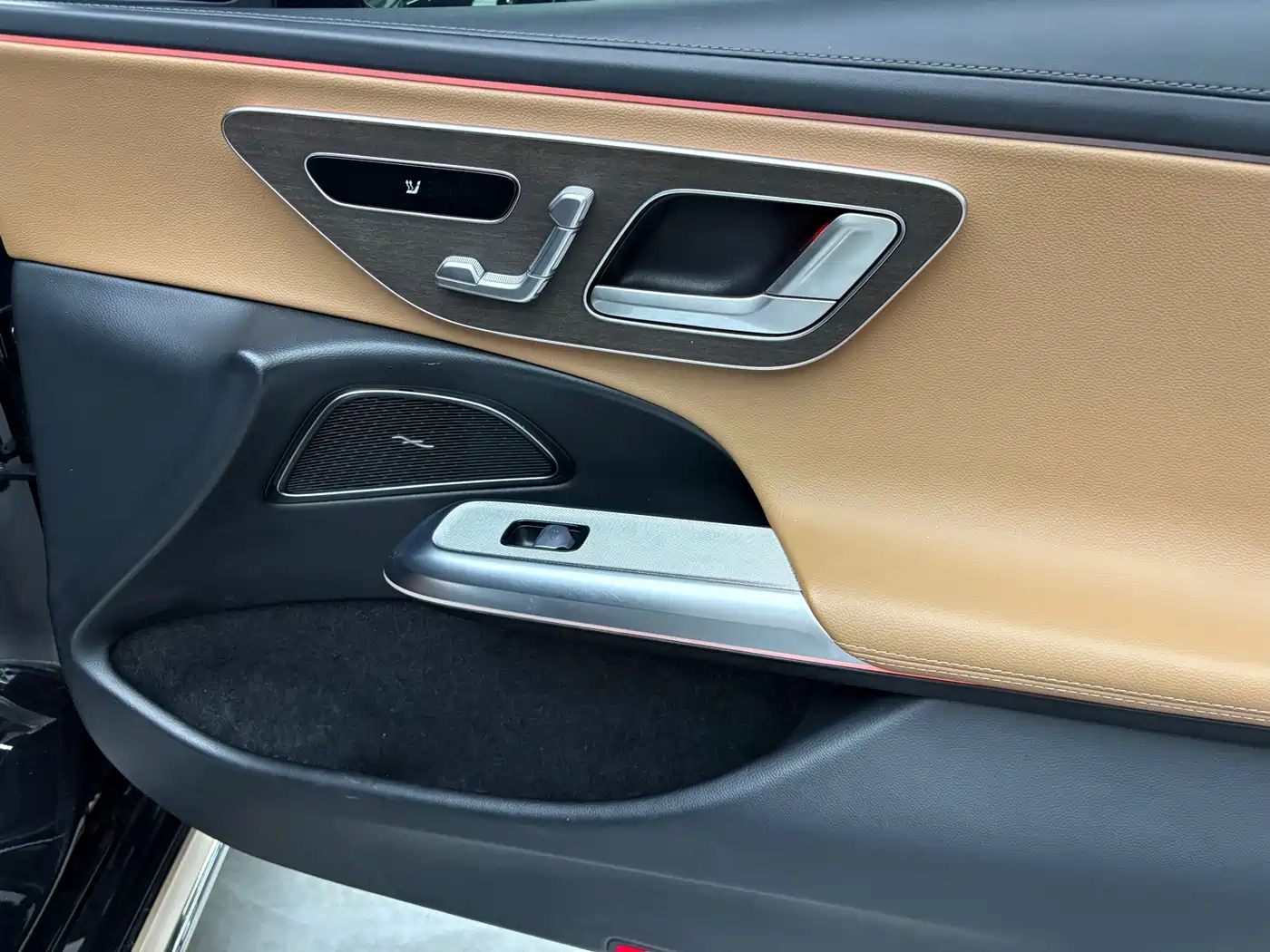 Mercedes-Benz E-Class id 4653803 из Китая 18