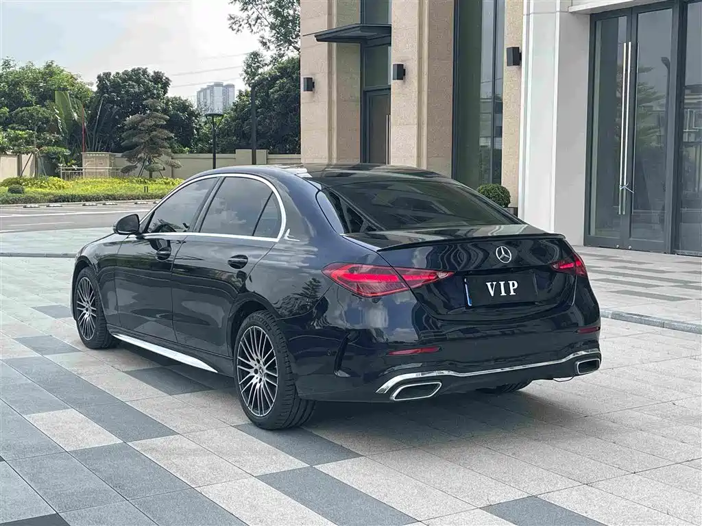 Mercedes-Benz C-Class — миниатюра 5