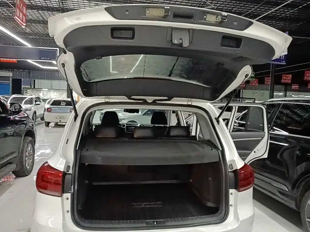 Volkswagen Tiguan — миниатюра 19