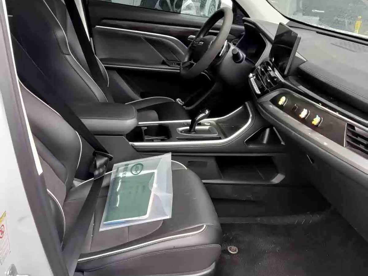 Haval Haval H6 1.5 л 2022 г. Белый, пробег 38800 км