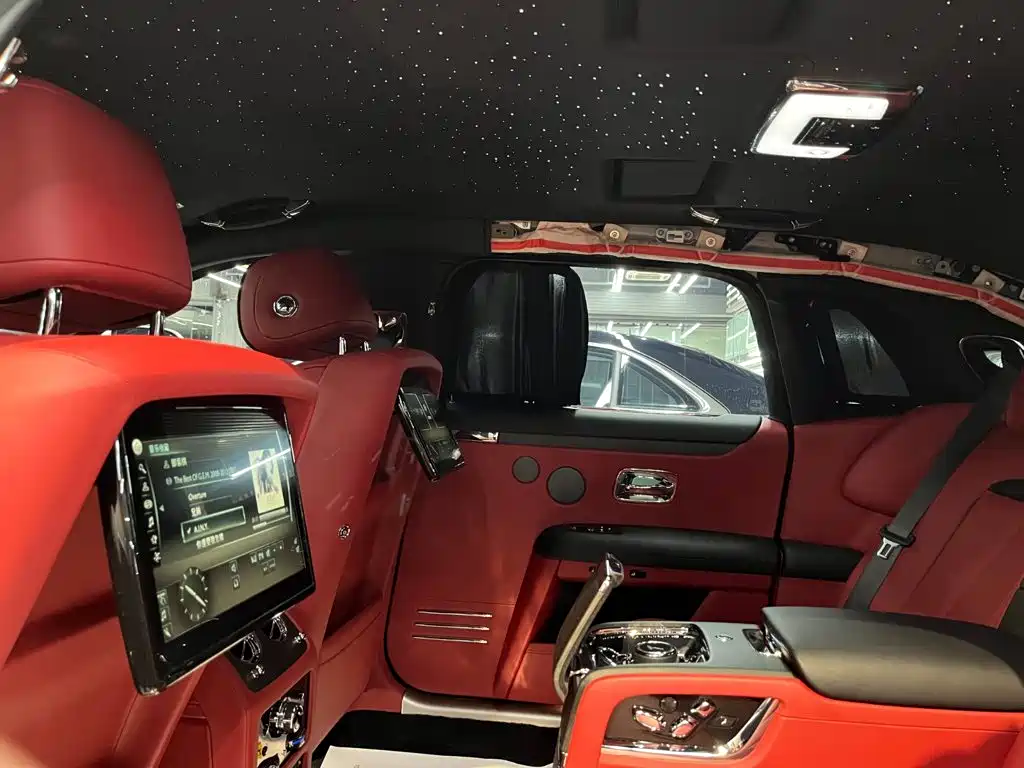 Rolls-Royce Ghost — миниатюра 12