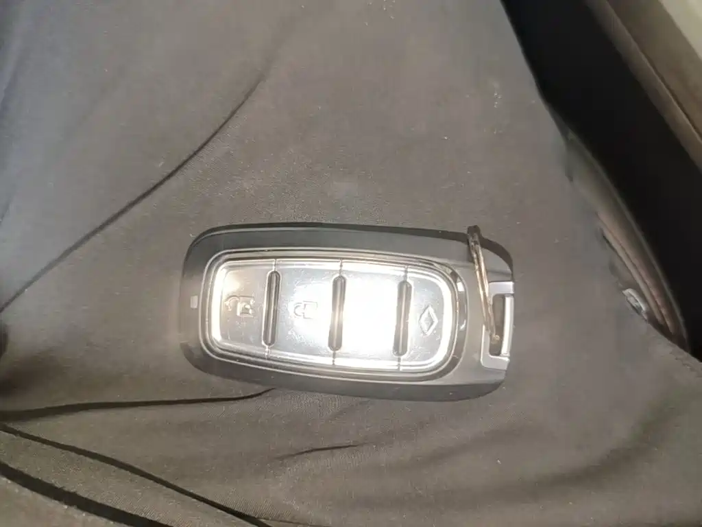 Roewe i5 — миниатюра 9
