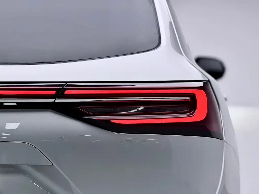 AITO ASK THE WORLD M7