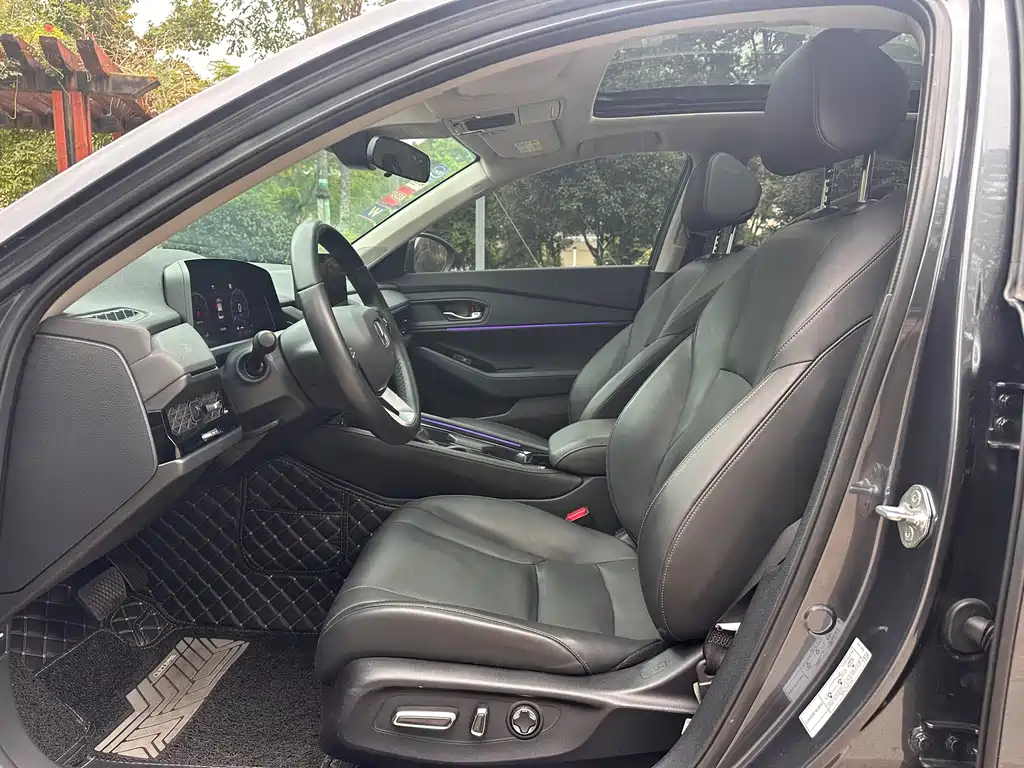 Honda Accord — миниатюра 11