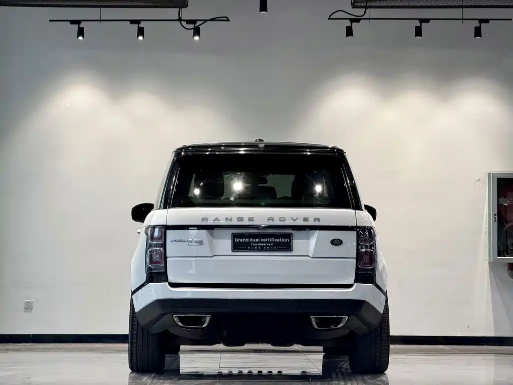 Land Rover Range Rover — миниатюра 5