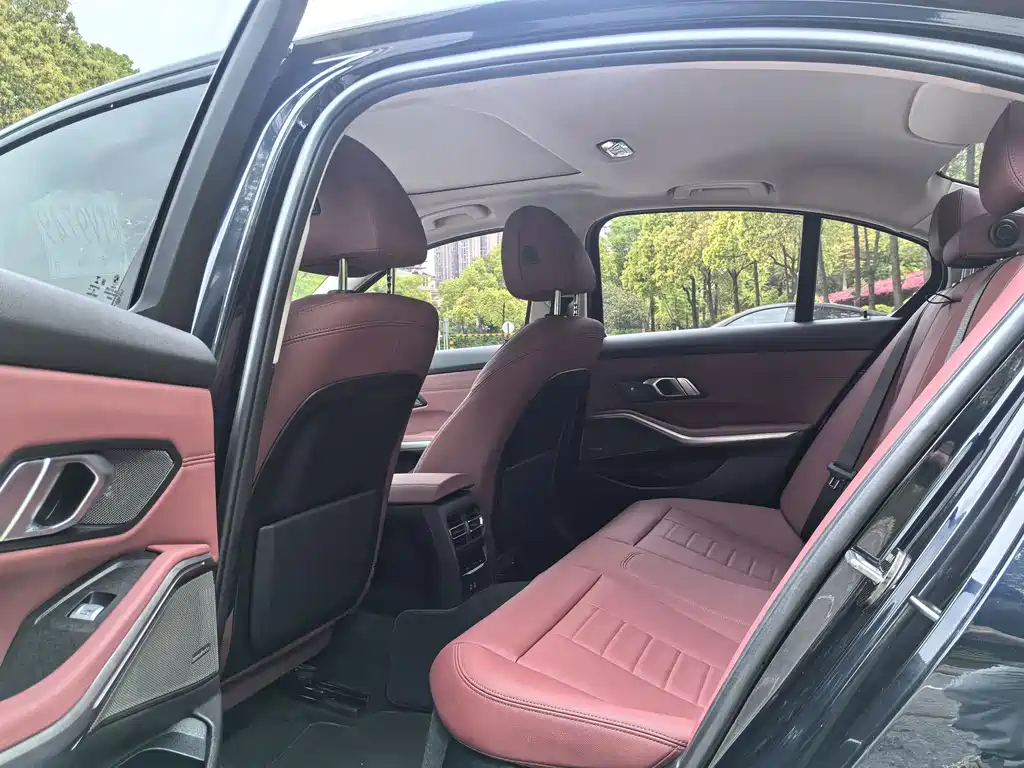 BMW 3 Series 3 2022 325i M Sport
