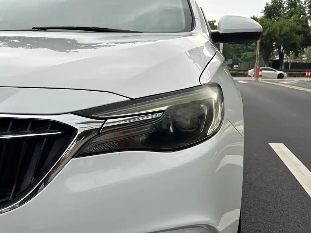 Buick Excelle — миниатюра 28