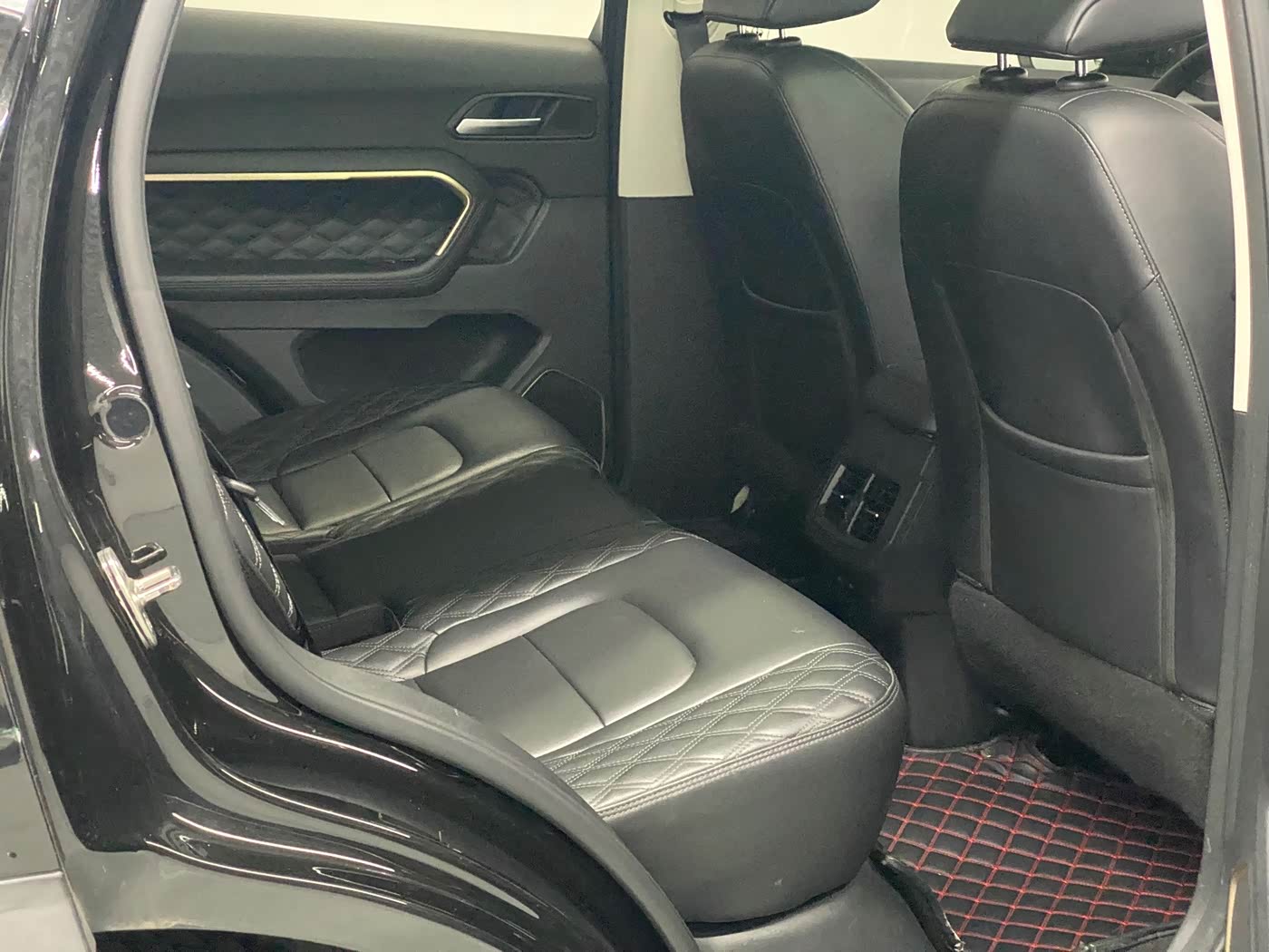 Haval Haval H6 1.5 л 2021 г. Чёрный, пробег 50000 км