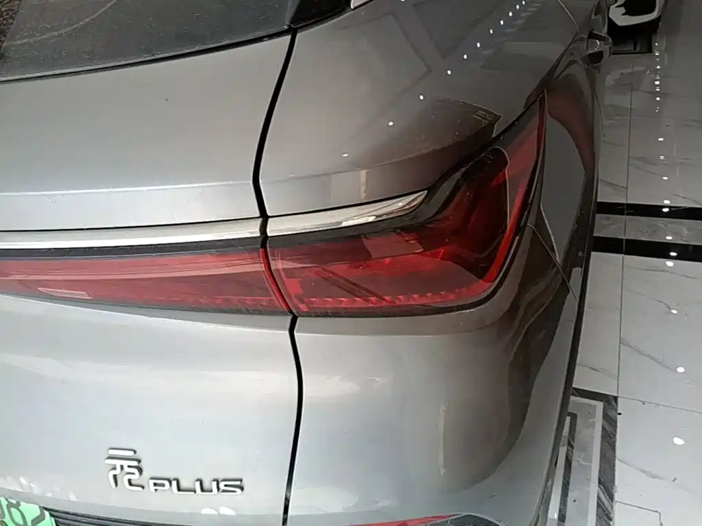 BYD Yuan Plus — миниатюра 8