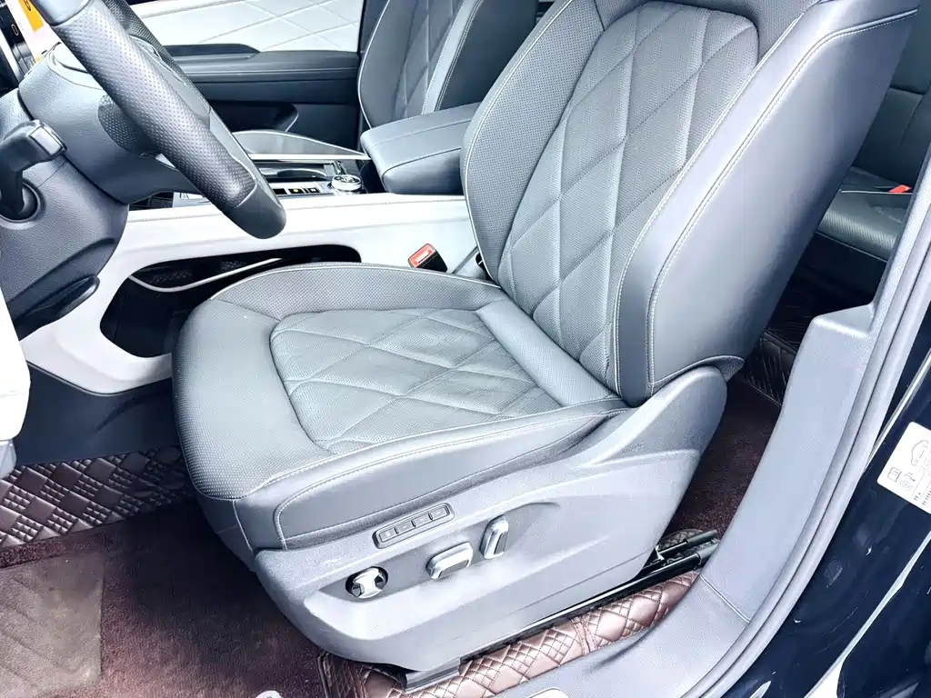 Volkswagen Teramont — миниатюра 5