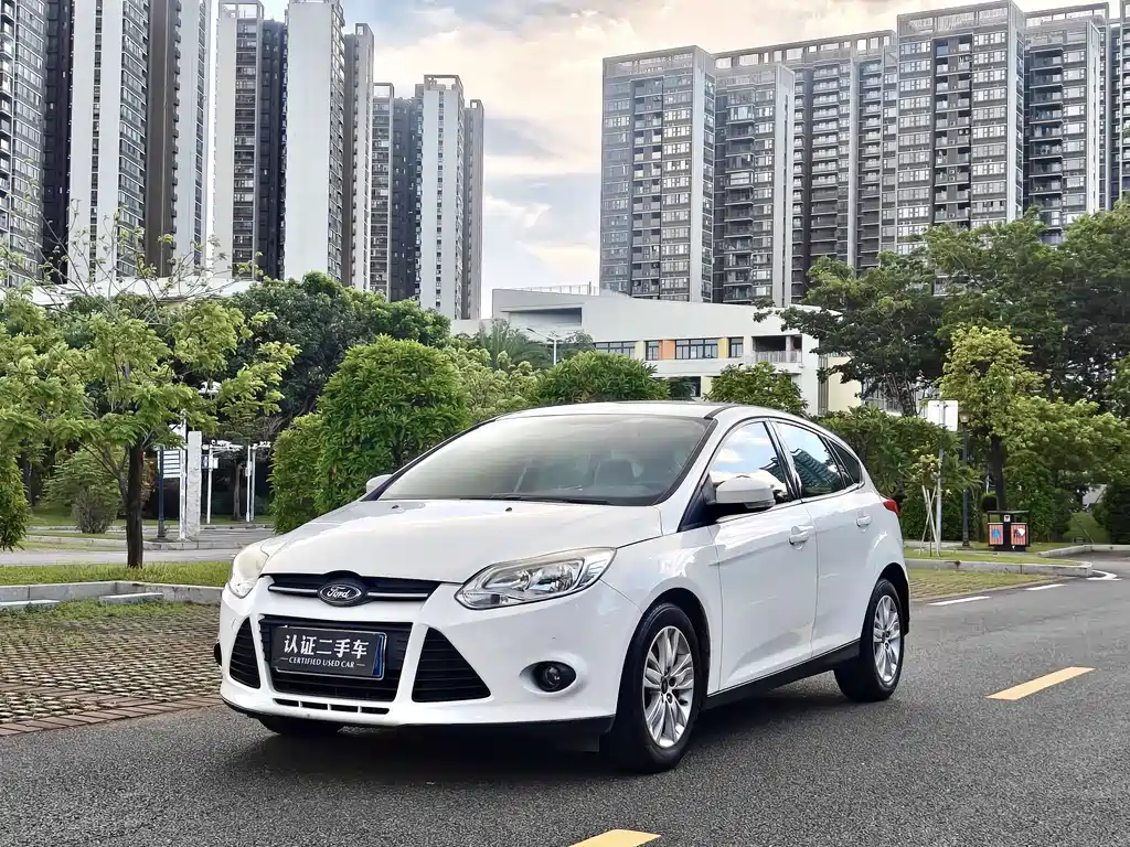 Ford Focus 2012 1.6L AT Comfort