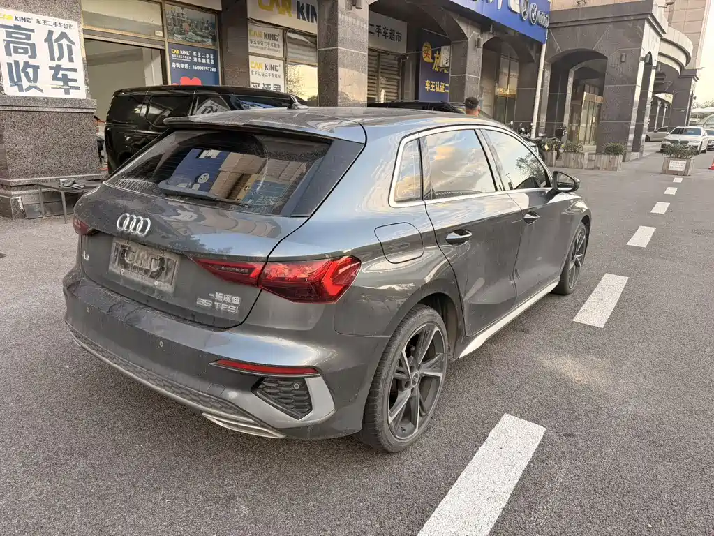 Audi A3 2022 — фото 9