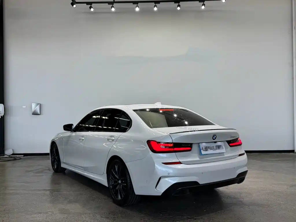 BMW 3 Series — миниатюра 9
