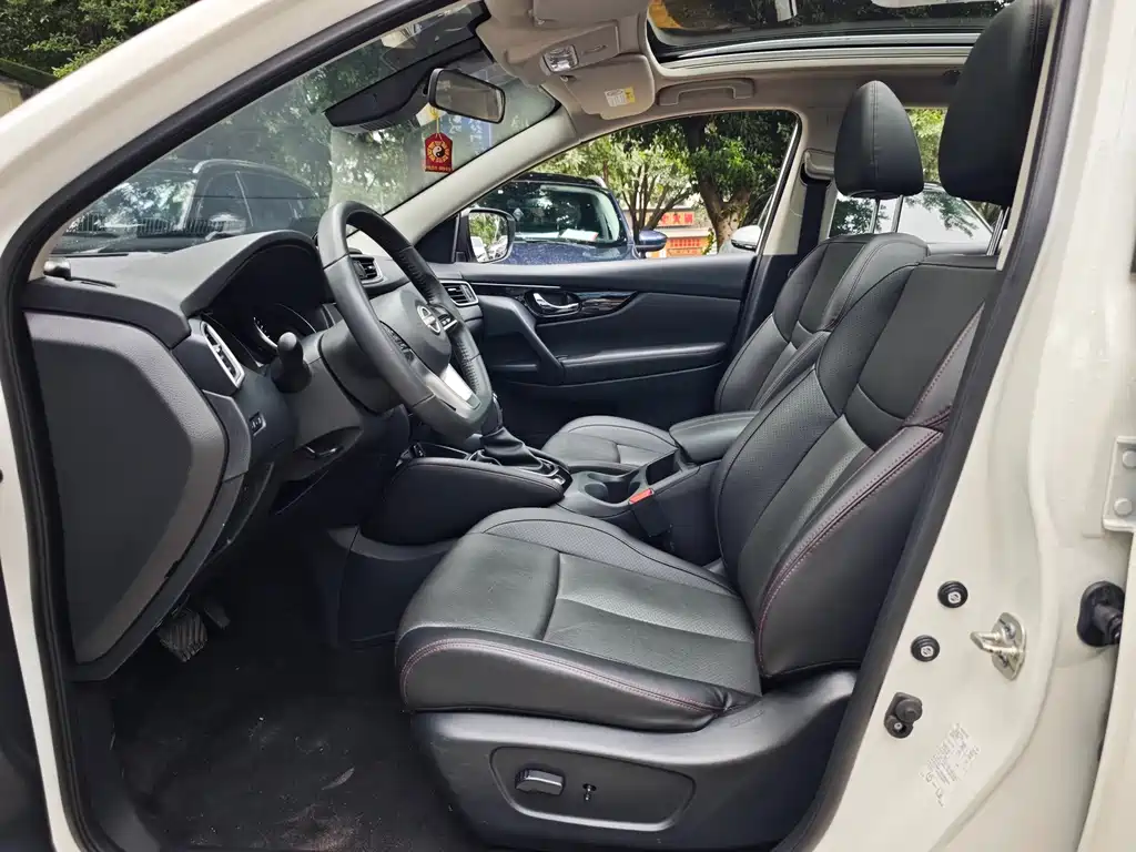Nissan Qashqai — миниатюра 8