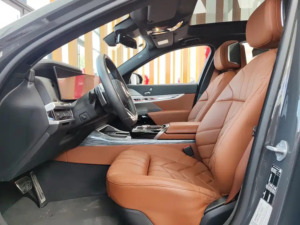 BMW 7 Series 7 2023 740Li Premium M Sport
