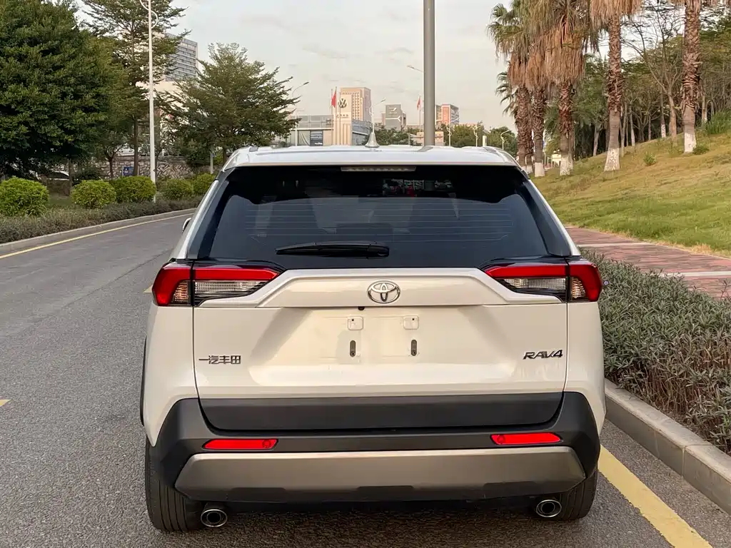 TOYOTA RAV4 RONGFANG