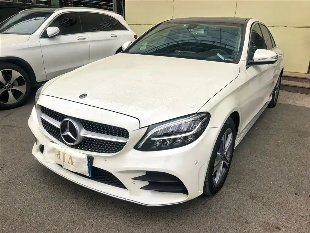 Mercedes-Benz C-Class 2020