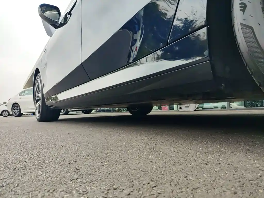 BMW i5 — миниатюра 22