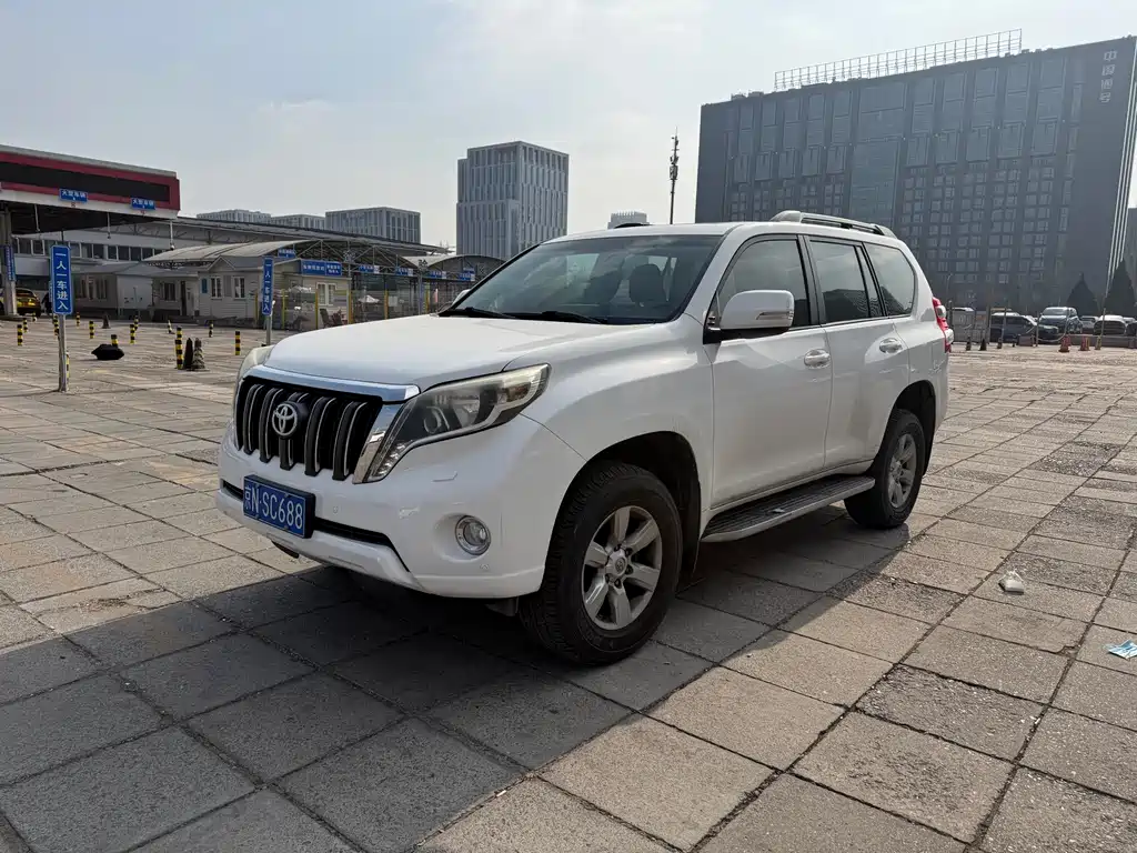 Toyota Prado 2016