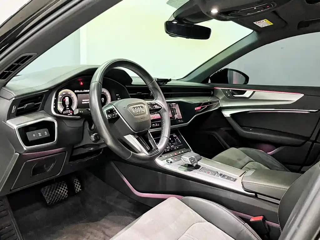 Audi A6L 2020 55 TFSI e quattro