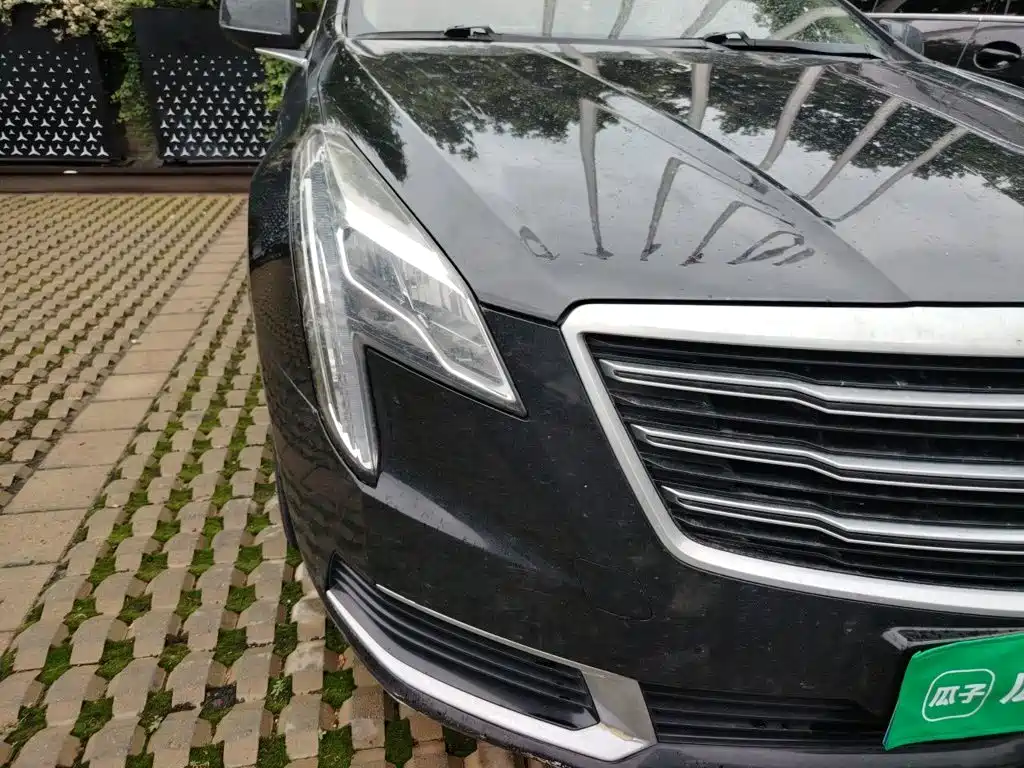 Cadillac XTS — миниатюра 7
