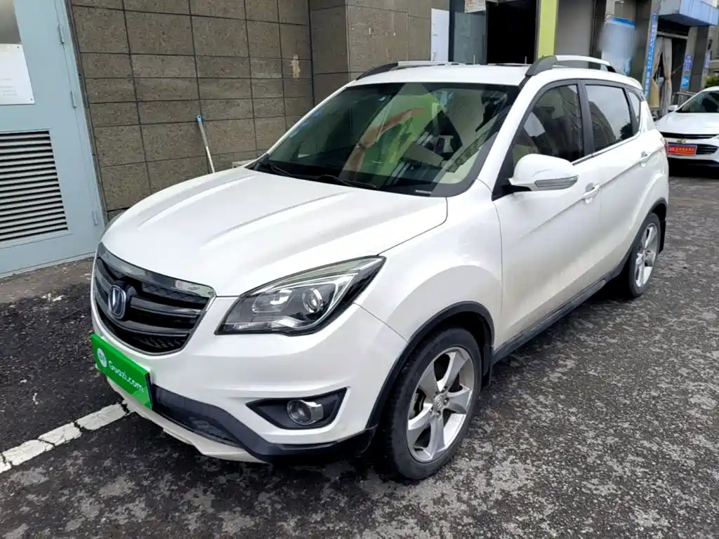 Changan CS35 — миниатюра 2