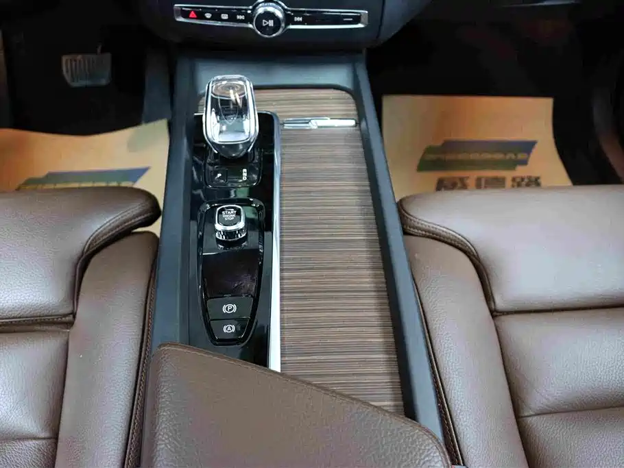 Volvo XC60 — миниатюра 19