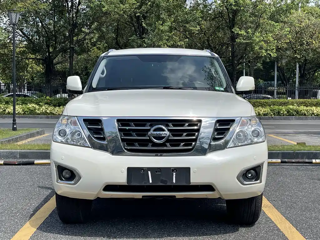 Nissan Patrol — миниатюра 2