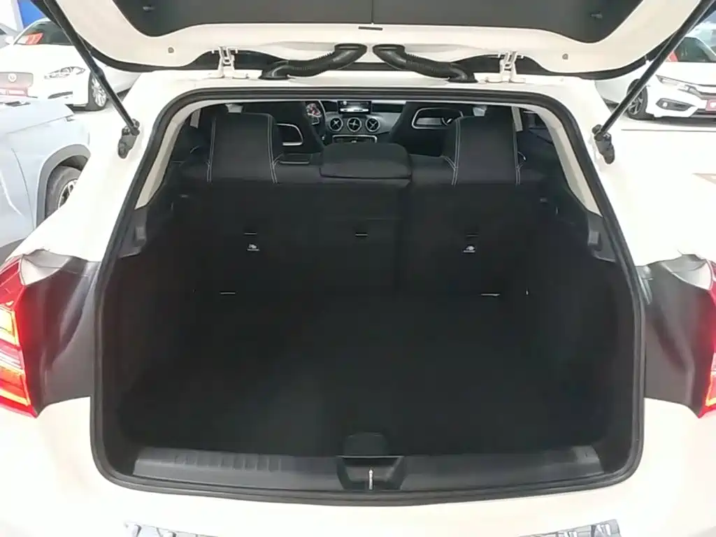 Mercedes-Benz GLA — миниатюра 19