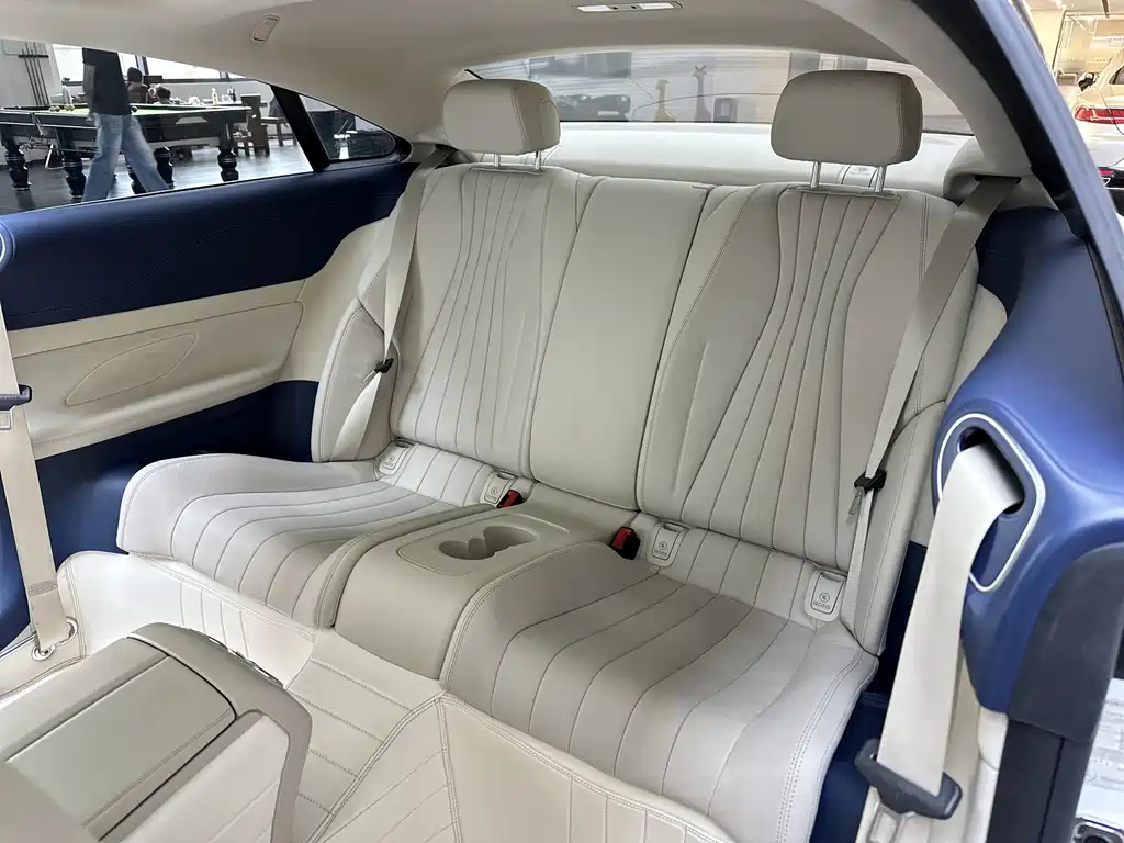 Mercedes-Benz E-Class (Import) — миниатюра 16