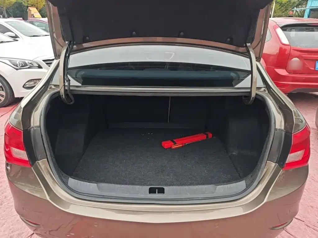 Buick Excelle — миниатюра 19