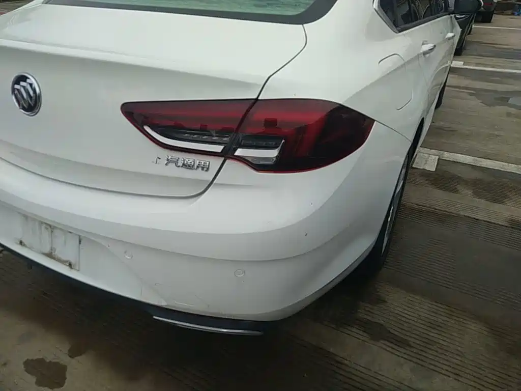 Buick Regal — миниатюра 8