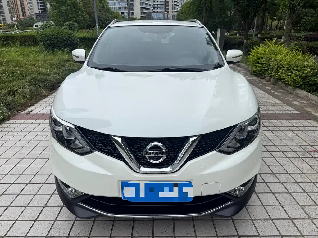 Купить Nissan Qashqai
