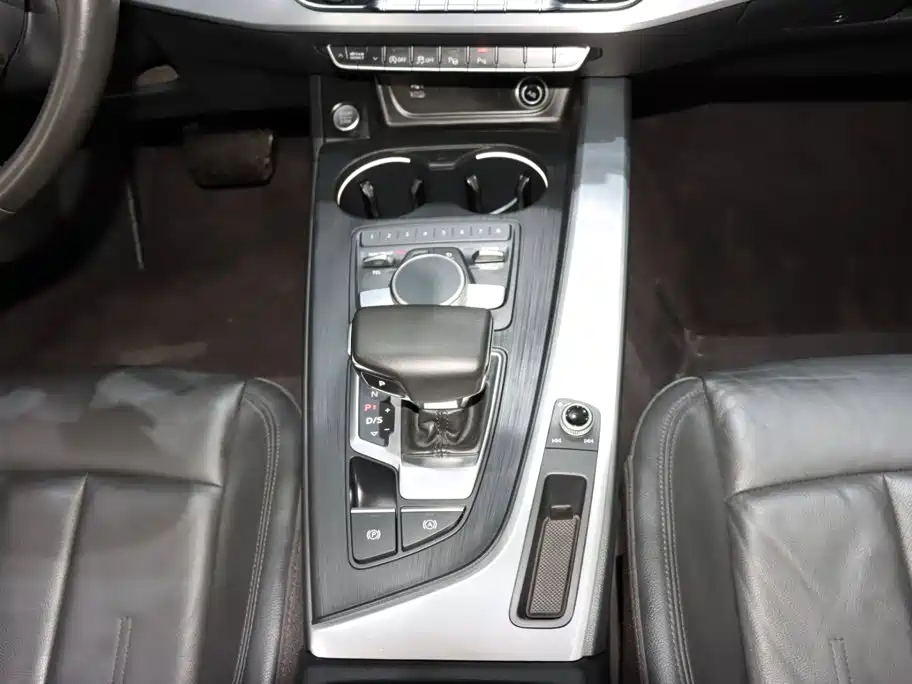 Audi A4L 40 TFSI Fashion Type China VI, фото 15