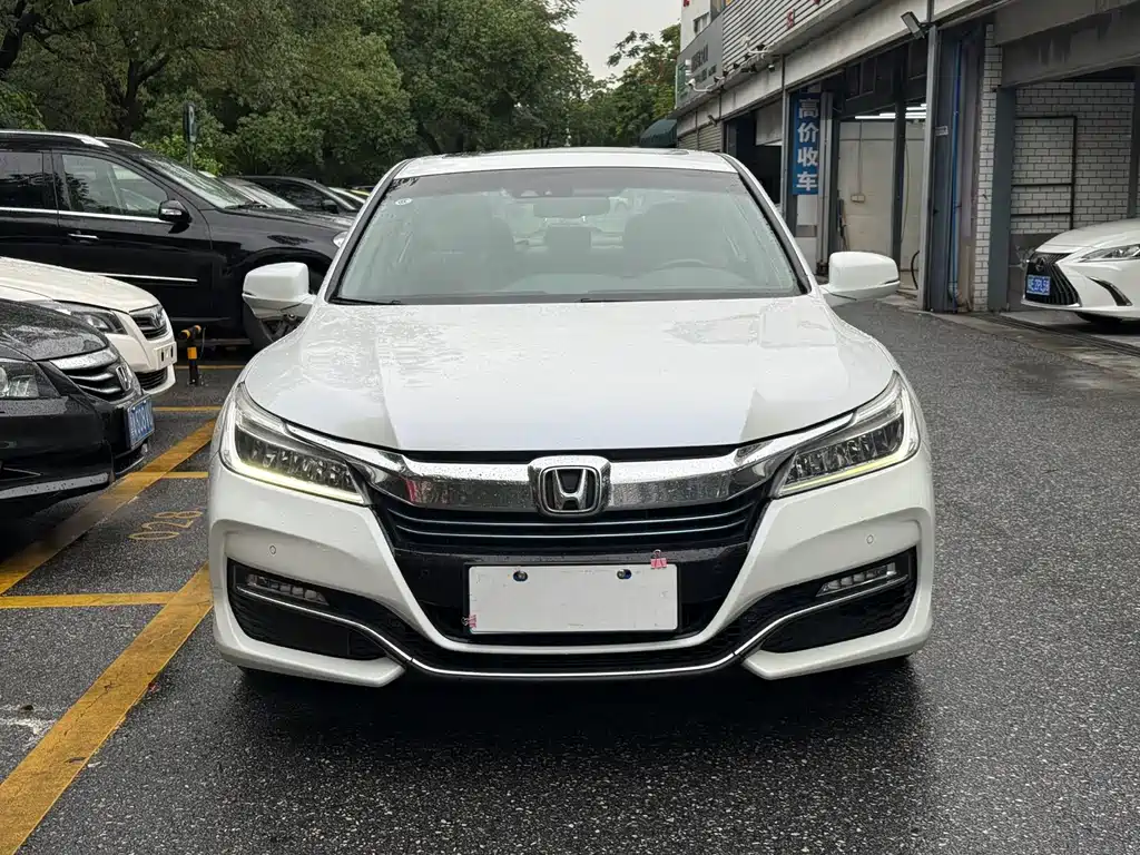 Honda Accord 2016 2.0L