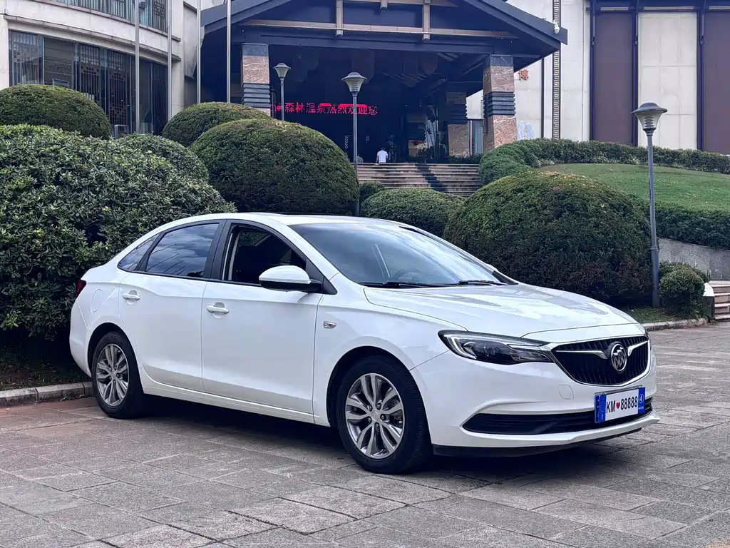 Buick Excelle — миниатюра 3