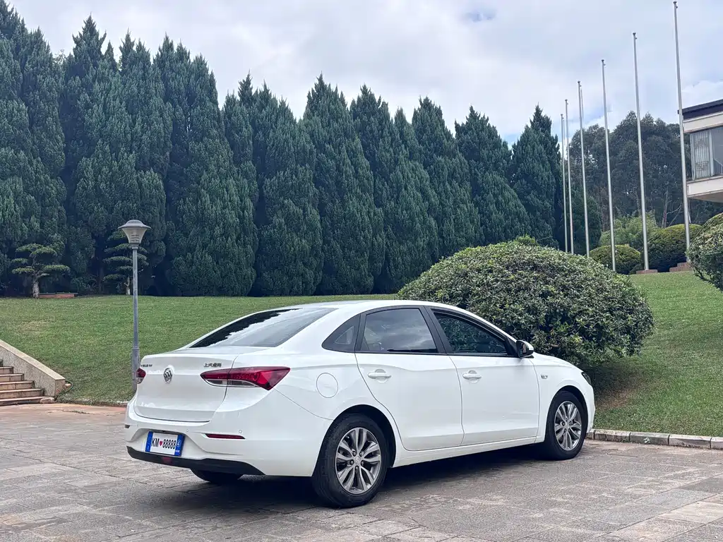 Buick Excelle — миниатюра 4