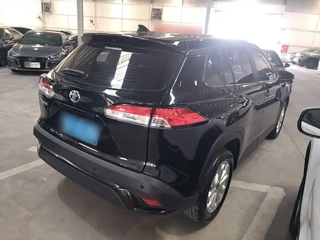 Toyota Frontlander — миниатюра 7