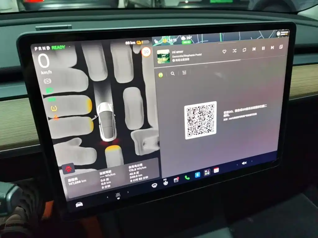 Tesla Model 3 — миниатюра 12
