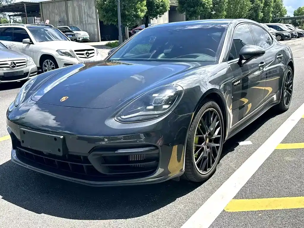 Porsche Panamera Hybrid