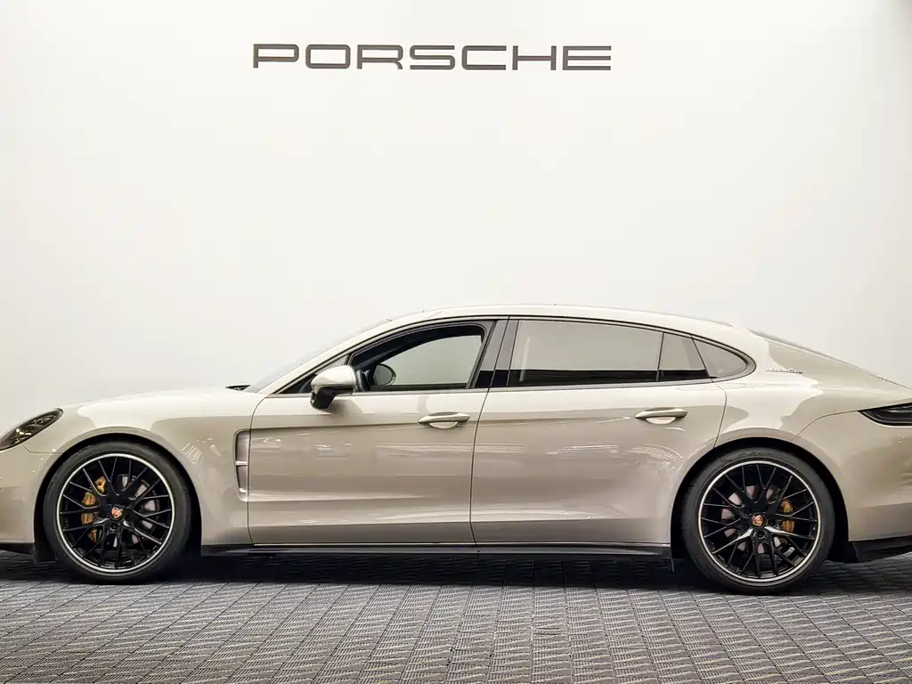 Porsche Panamera — миниатюра 5