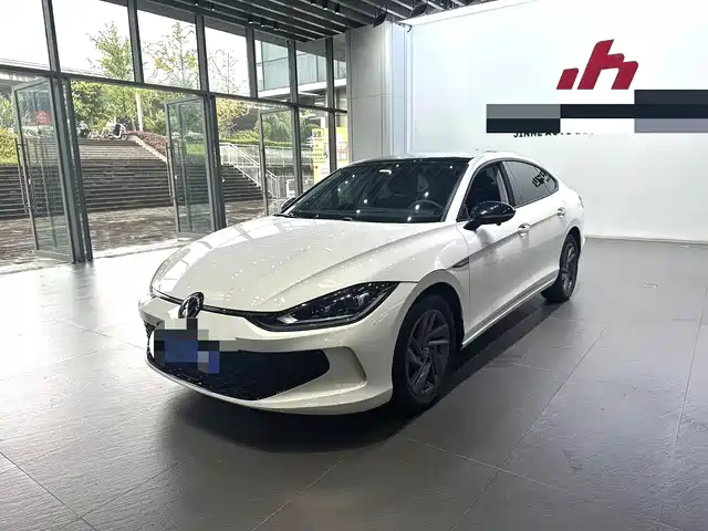 VOLKSWAGEN LINGDU 2023