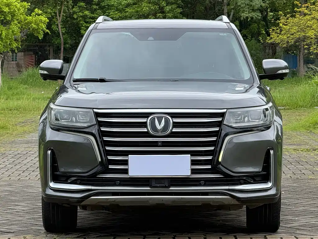 Changan CS95 — миниатюра 2
