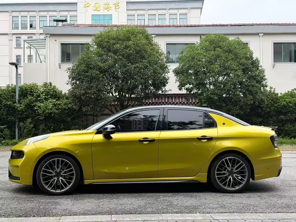 Lynk & Co 03 — миниатюра 3